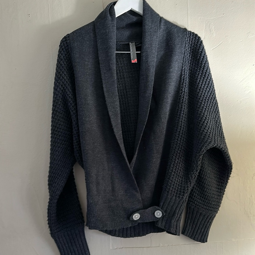 EUC Women’s cardigan